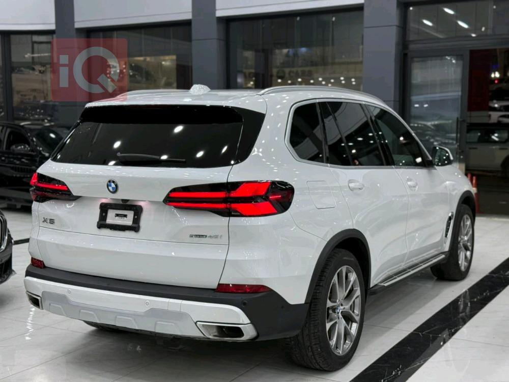 بی ئێم دەبڵیو X5